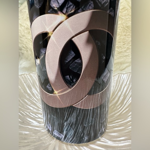 Stylish Black and Pink Tumbler - Picture 11 of 13